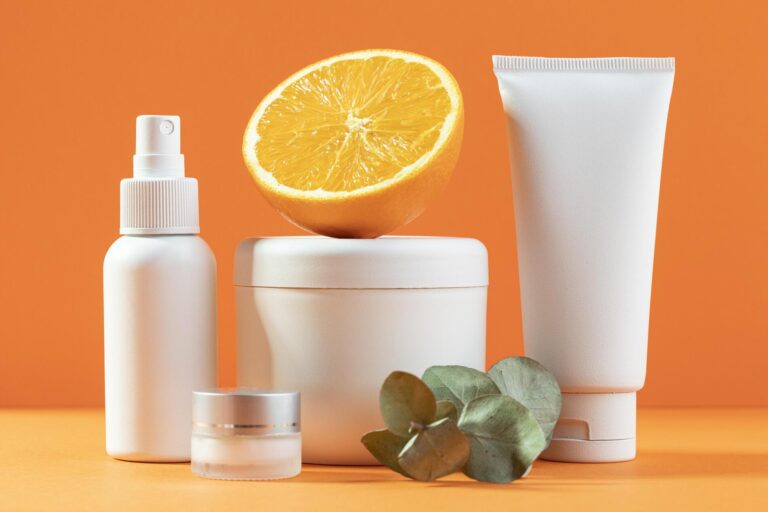 cosmetic-containers-with-half-orange (1)